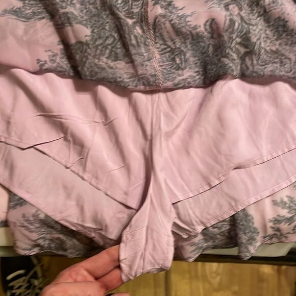 Urban Outfitters Lilac Mini Skirt NWOT - Picture 6 of 10